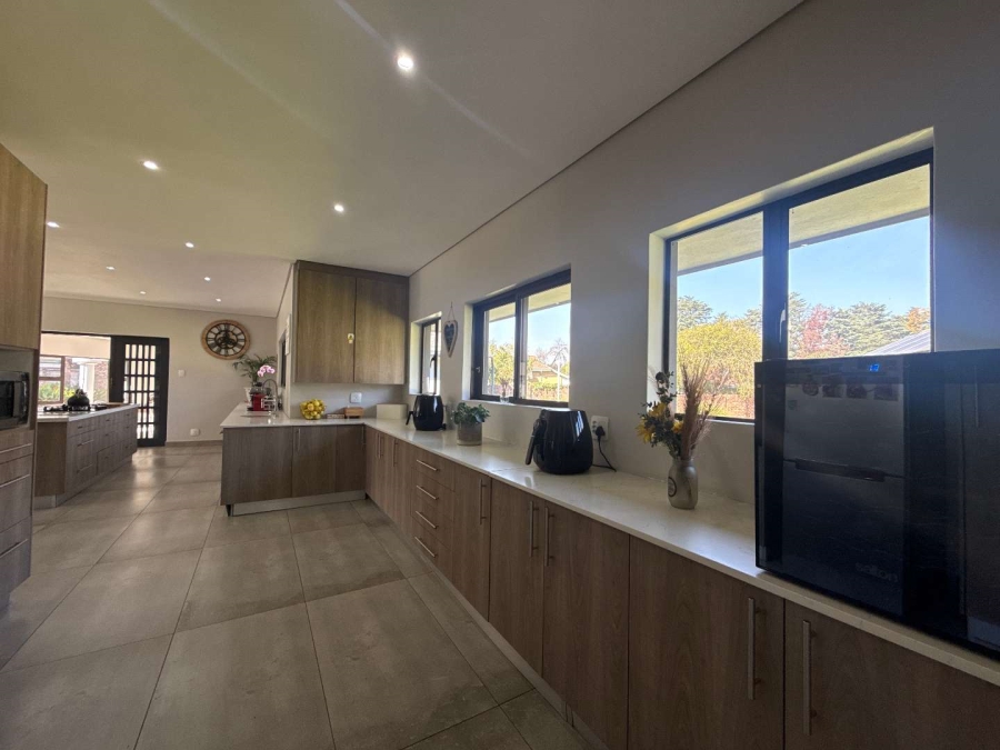 4 Bedroom Property for Sale in Three Rivers Gauteng