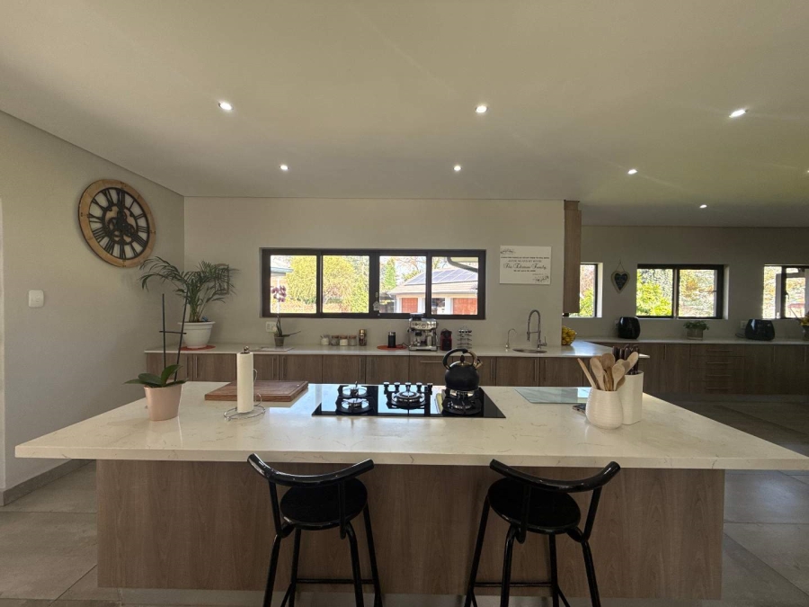4 Bedroom Property for Sale in Three Rivers Gauteng