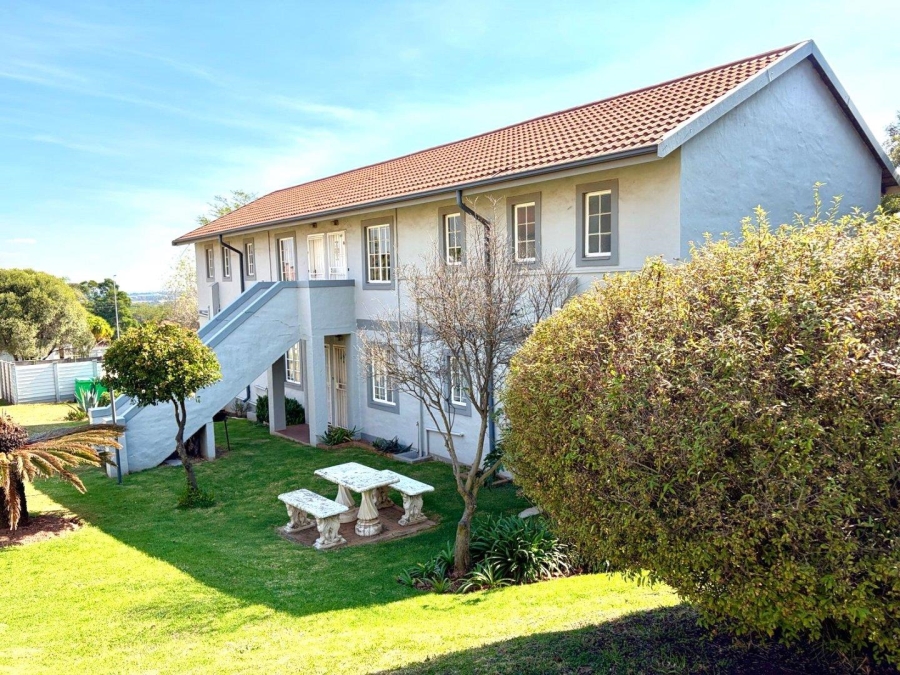 2 Bedroom Property for Sale in Rietvalleirand Gauteng