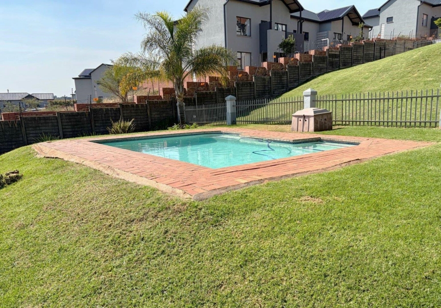 2 Bedroom Property for Sale in Rietvalleirand Gauteng