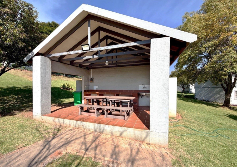 2 Bedroom Property for Sale in Rietvalleirand Gauteng