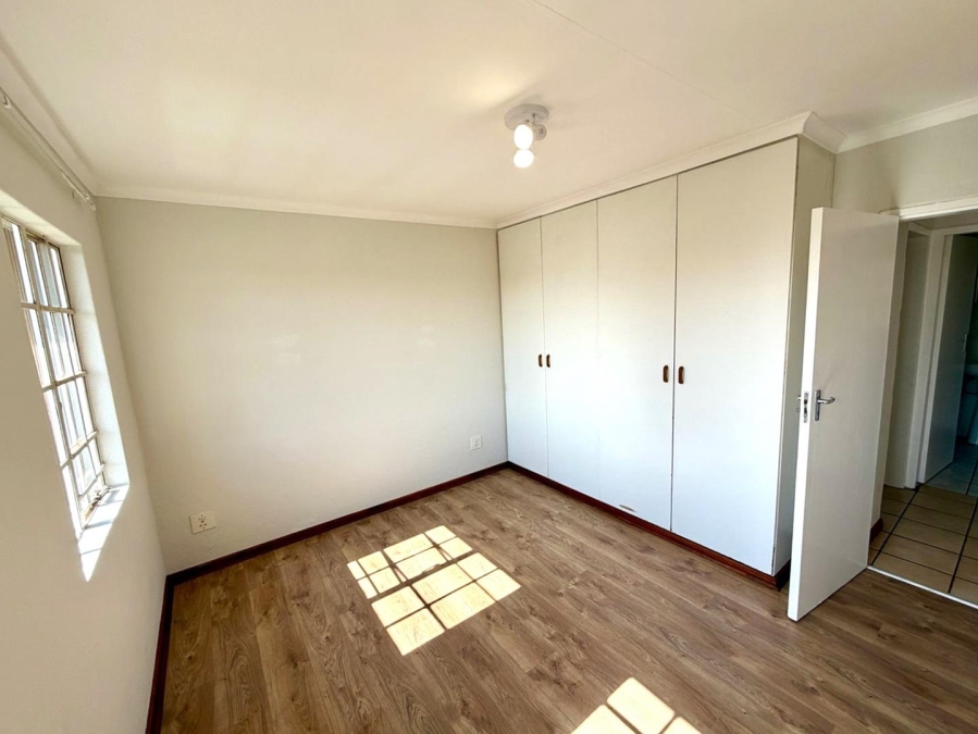 2 Bedroom Property for Sale in Rietvalleirand Gauteng