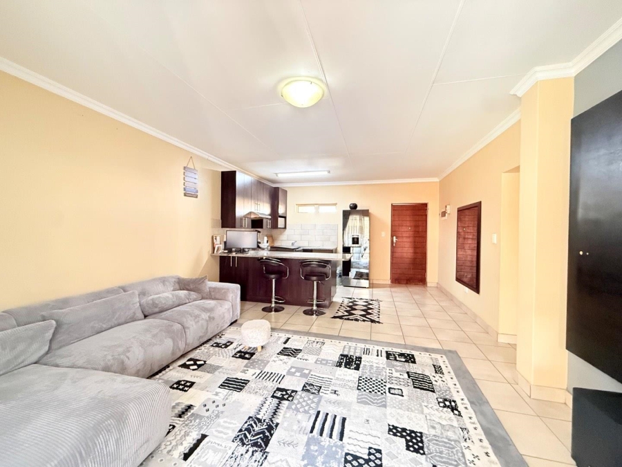 2 Bedroom Property for Sale in Noordwyk Gauteng