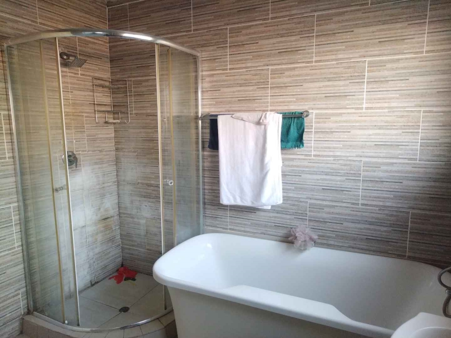 3 Bedroom Property for Sale in Soshanguve BB Gauteng