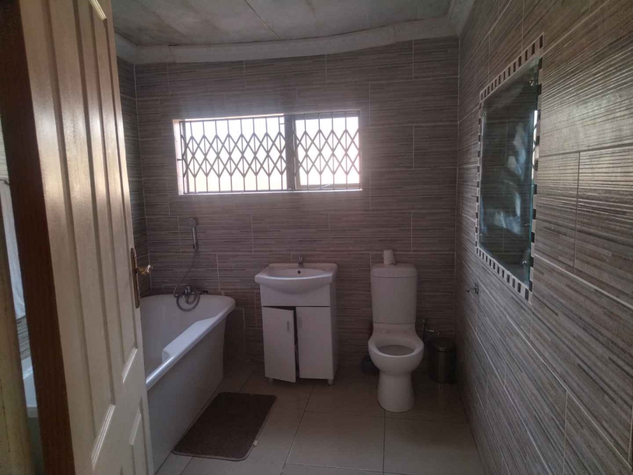 3 Bedroom Property for Sale in Soshanguve BB Gauteng