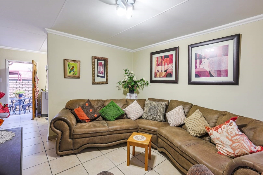 2 Bedroom Property for Sale in Equestria Gauteng