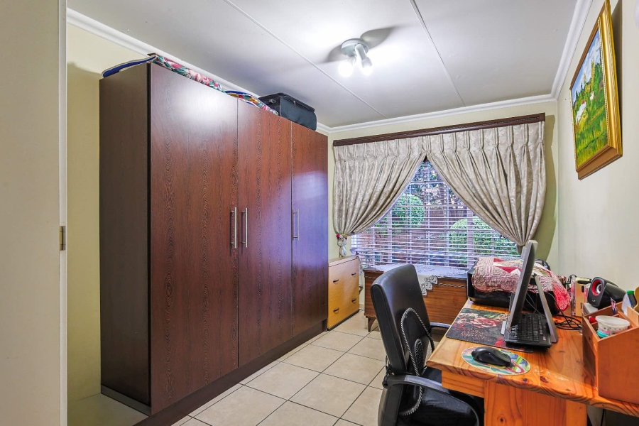 2 Bedroom Property for Sale in Equestria Gauteng