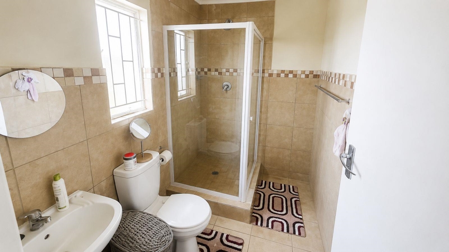 3 Bedroom Property for Sale in Albertsdal Gauteng
