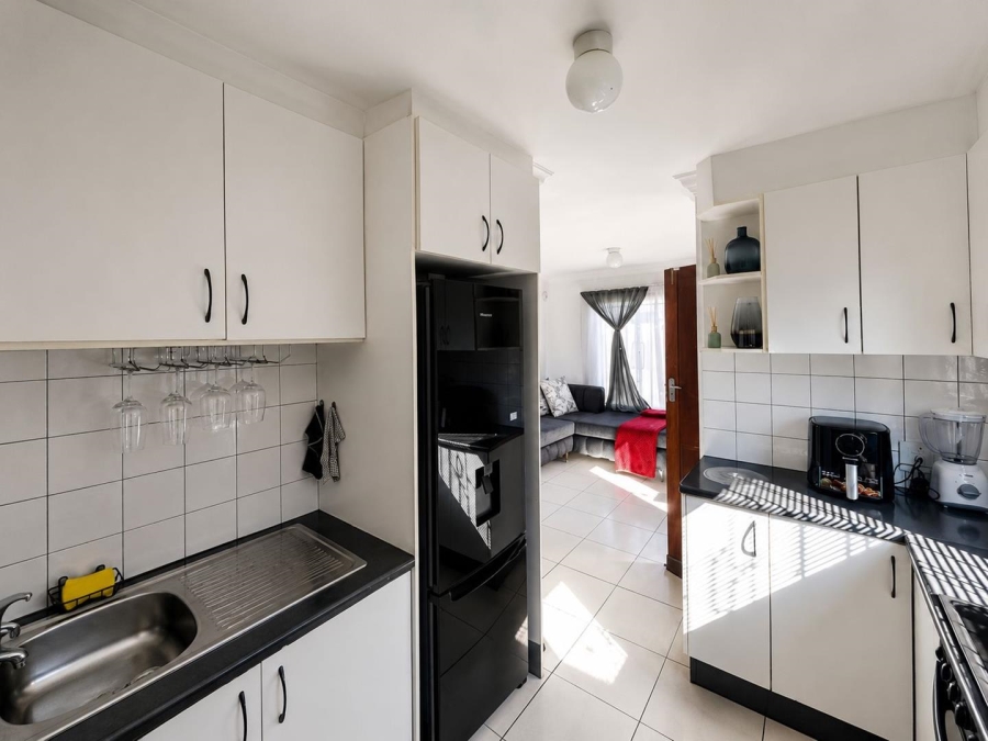 2 Bedroom Property for Sale in Roodekop Gauteng