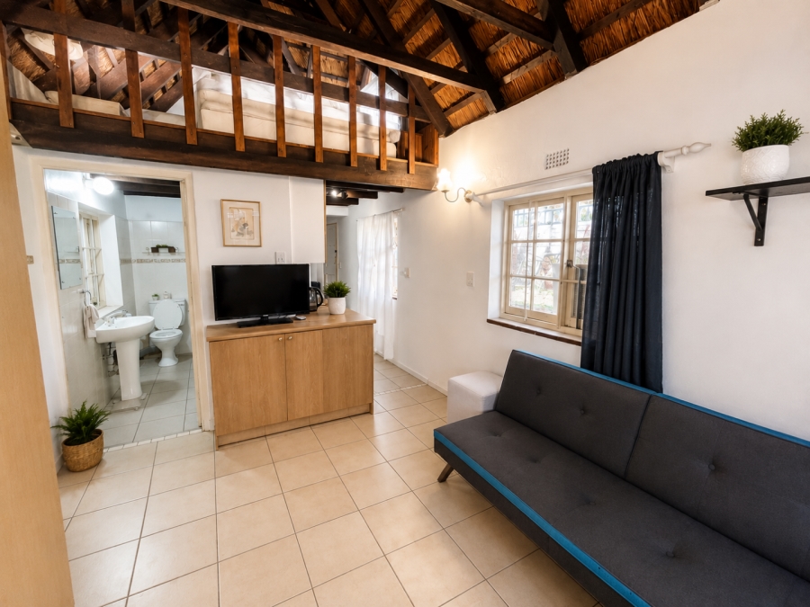 To Let 1 Bedroom Property for Rent in Bryanston Gauteng