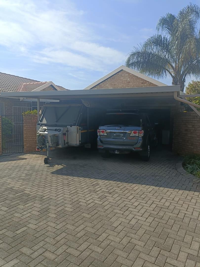 2 Bedroom Property for Sale in Annlin Gauteng