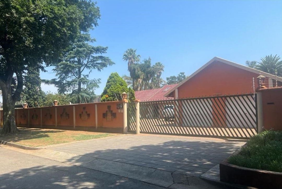 4 Bedroom Property for Sale in Beyerspark Gauteng