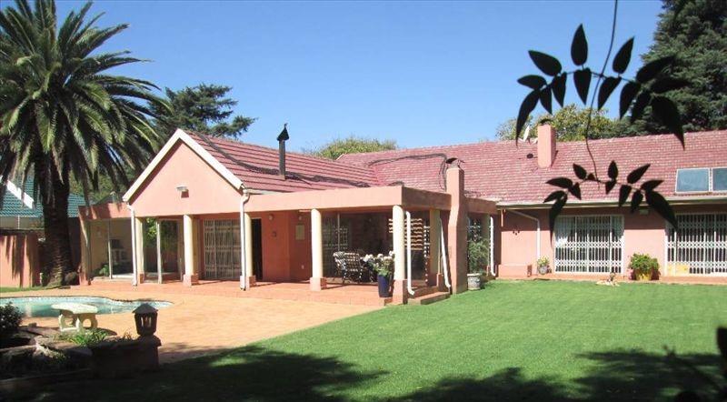 4 Bedroom Property for Sale in Beyerspark Gauteng