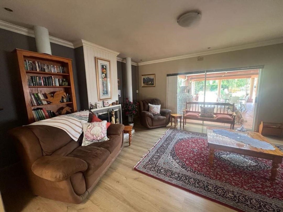 4 Bedroom Property for Sale in Beyerspark Gauteng