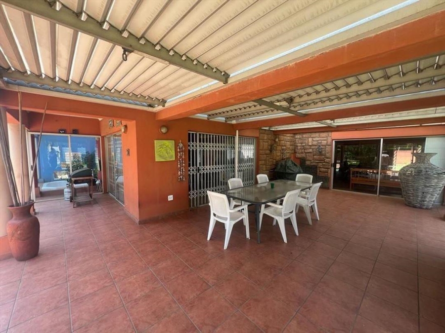 4 Bedroom Property for Sale in Beyerspark Gauteng