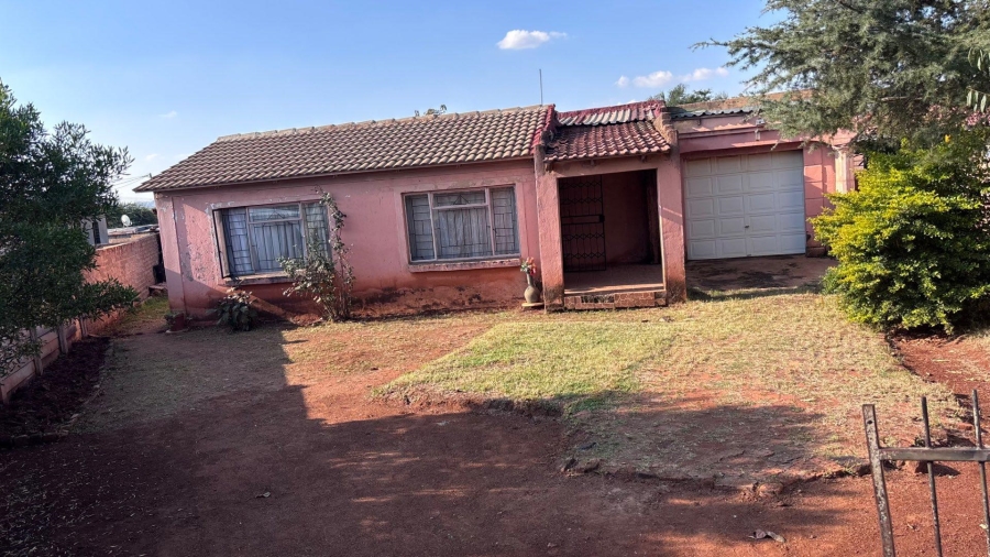 4 Bedroom Property for Sale in Soshanguve Gauteng