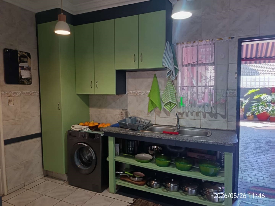 3 Bedroom Property for Sale in Greymont Gauteng