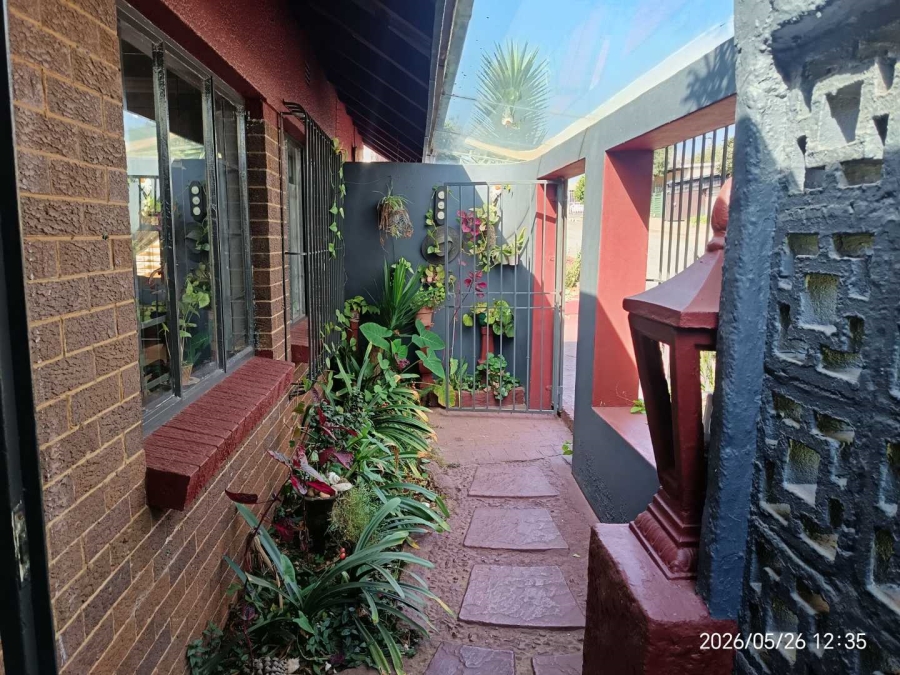 3 Bedroom Property for Sale in Greymont Gauteng