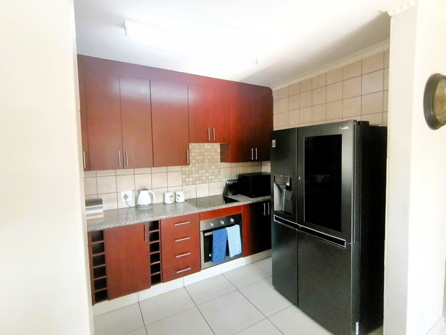 4 Bedroom Property for Sale in Annlin Gauteng