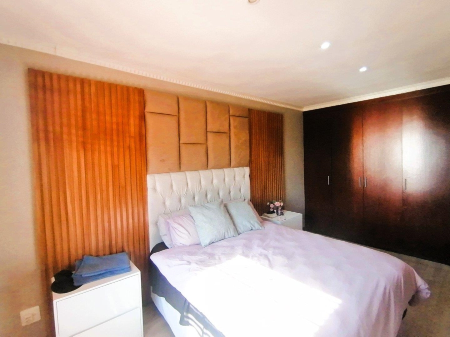 4 Bedroom Property for Sale in Annlin Gauteng