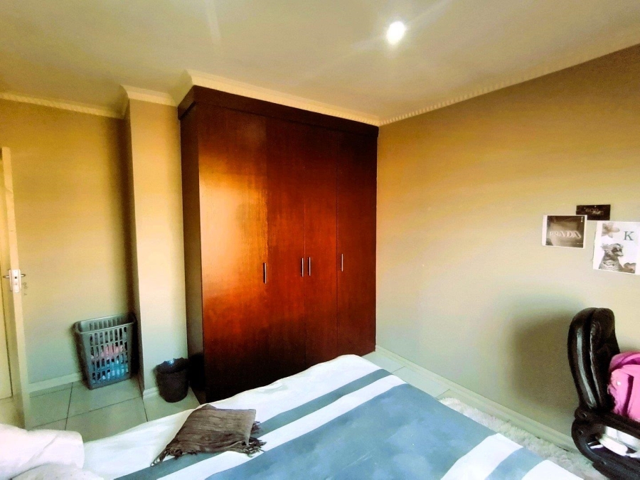 4 Bedroom Property for Sale in Annlin Gauteng