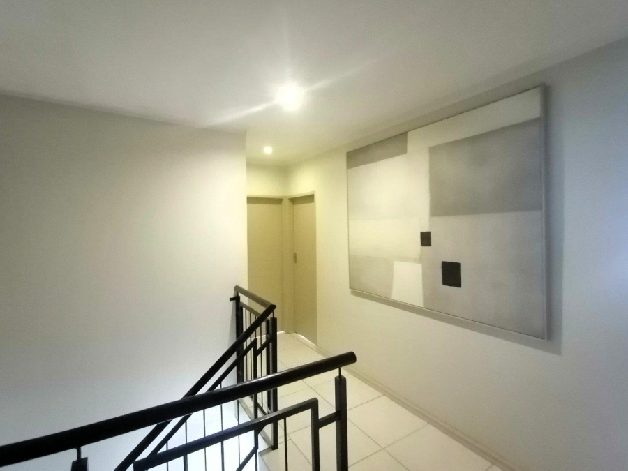 4 Bedroom Property for Sale in Annlin Gauteng