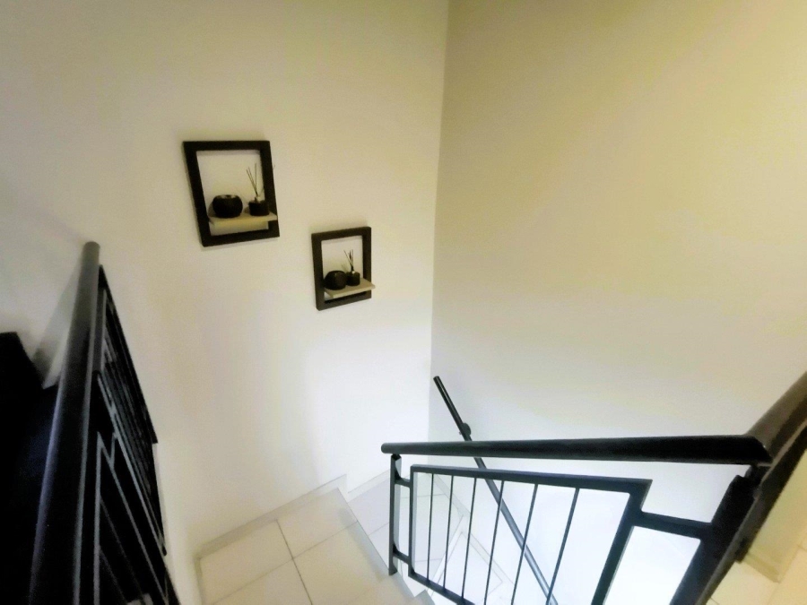 4 Bedroom Property for Sale in Annlin Gauteng