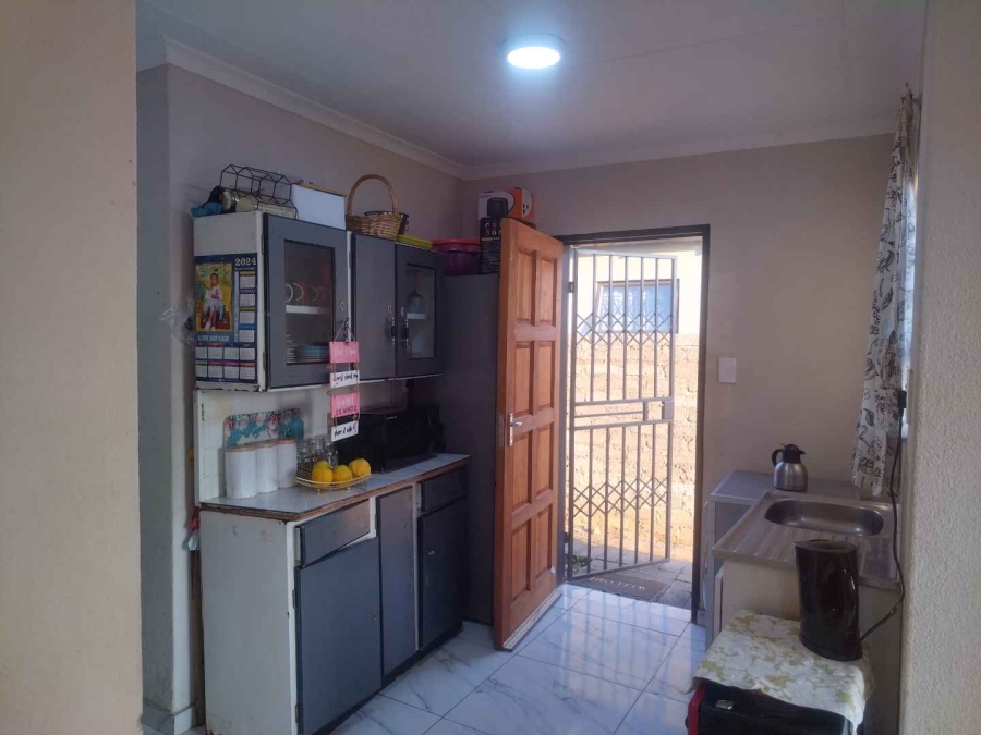 3 Bedroom Property for Sale in Soshanguve VV Gauteng