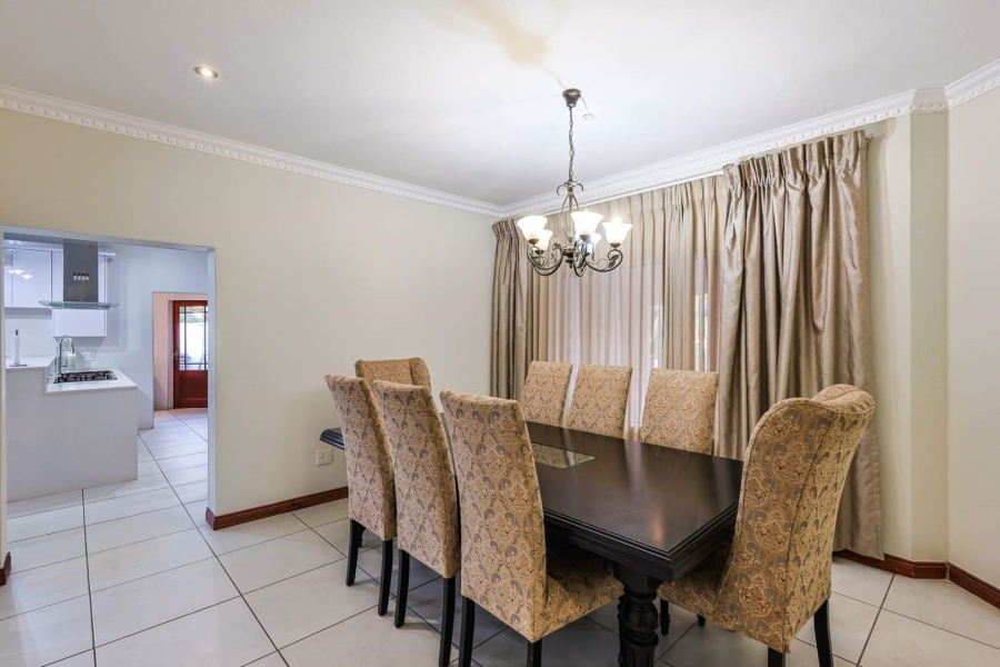 To Let 4 Bedroom Property for Rent in Woodhill Estate Gauteng