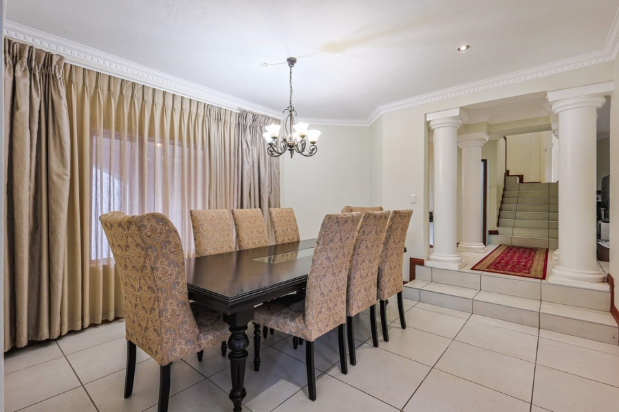 To Let 4 Bedroom Property for Rent in Woodhill Estate Gauteng