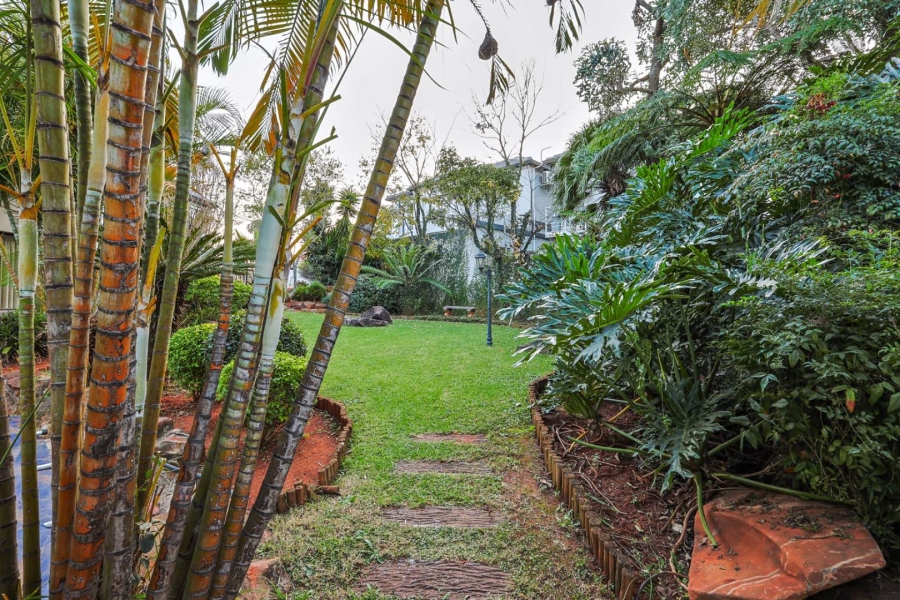To Let 4 Bedroom Property for Rent in Woodhill Estate Gauteng