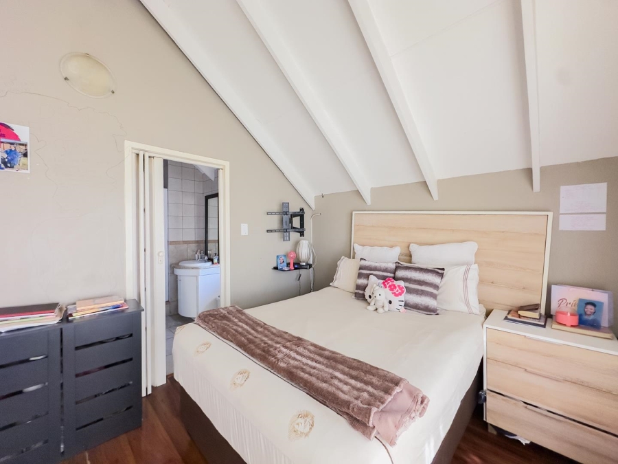 3 Bedroom Property for Sale in Equestria Gauteng