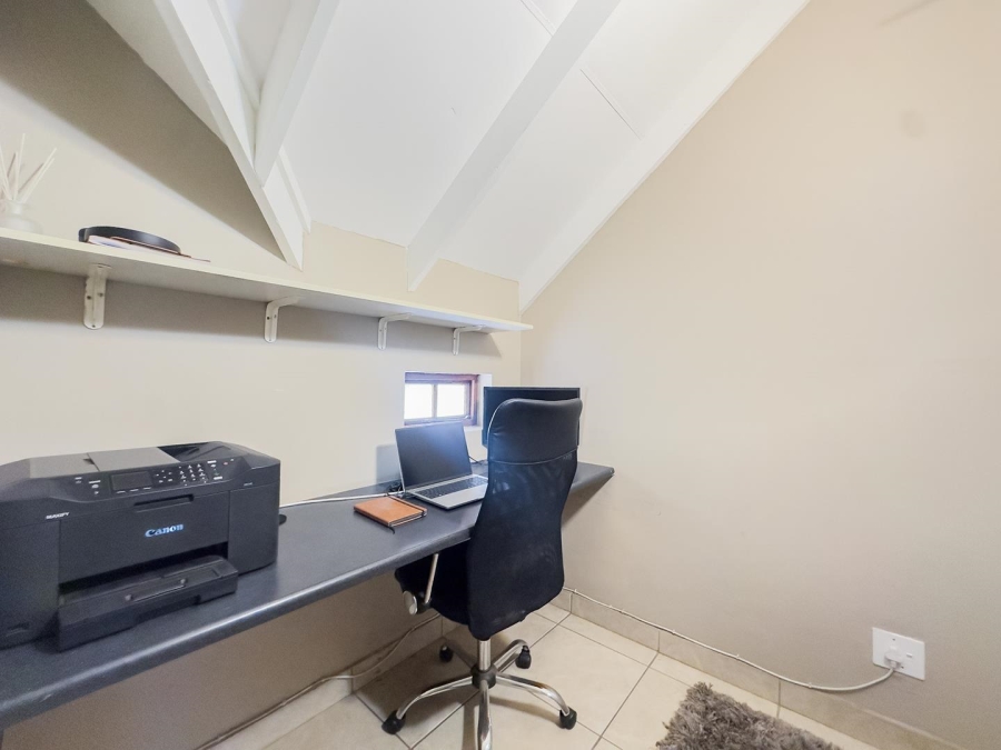 3 Bedroom Property for Sale in Equestria Gauteng
