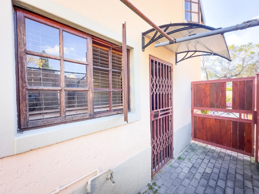 3 Bedroom Property for Sale in Equestria Gauteng