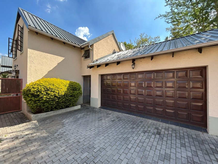 3 Bedroom Property for Sale in Equestria Gauteng