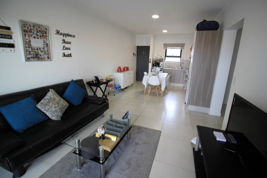 To Let 2 Bedroom Property for Rent in Beverley Gauteng