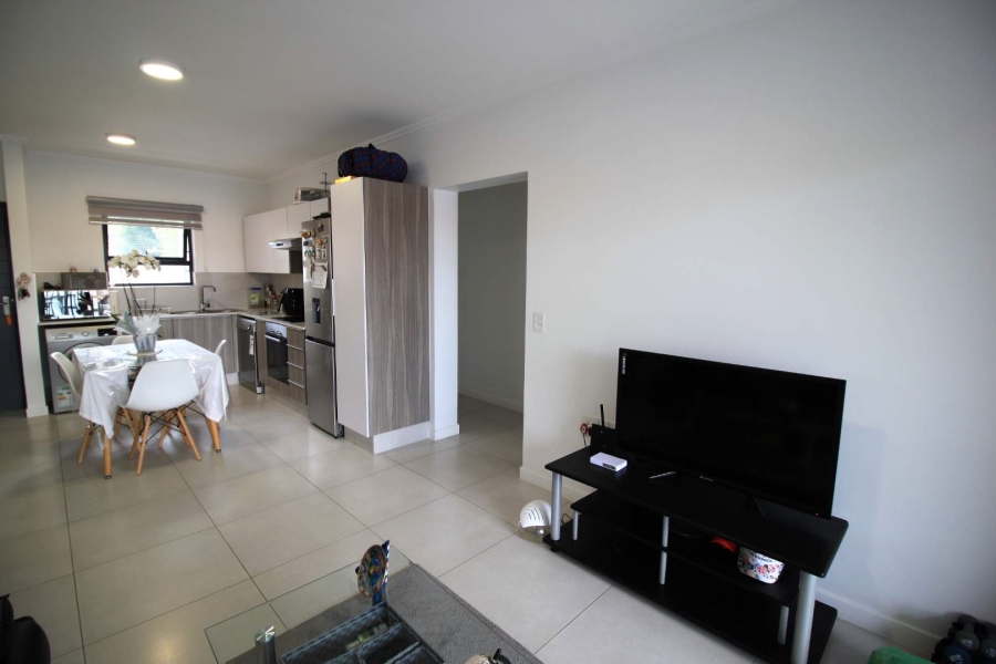 To Let 2 Bedroom Property for Rent in Beverley Gauteng
