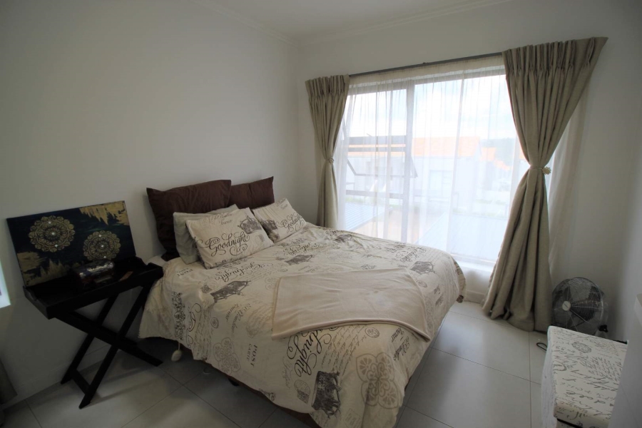 To Let 2 Bedroom Property for Rent in Beverley Gauteng
