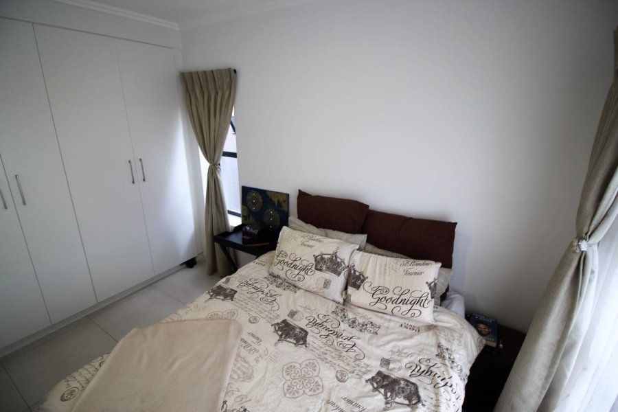 To Let 2 Bedroom Property for Rent in Beverley Gauteng