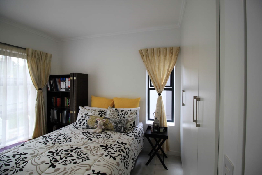 To Let 2 Bedroom Property for Rent in Beverley Gauteng