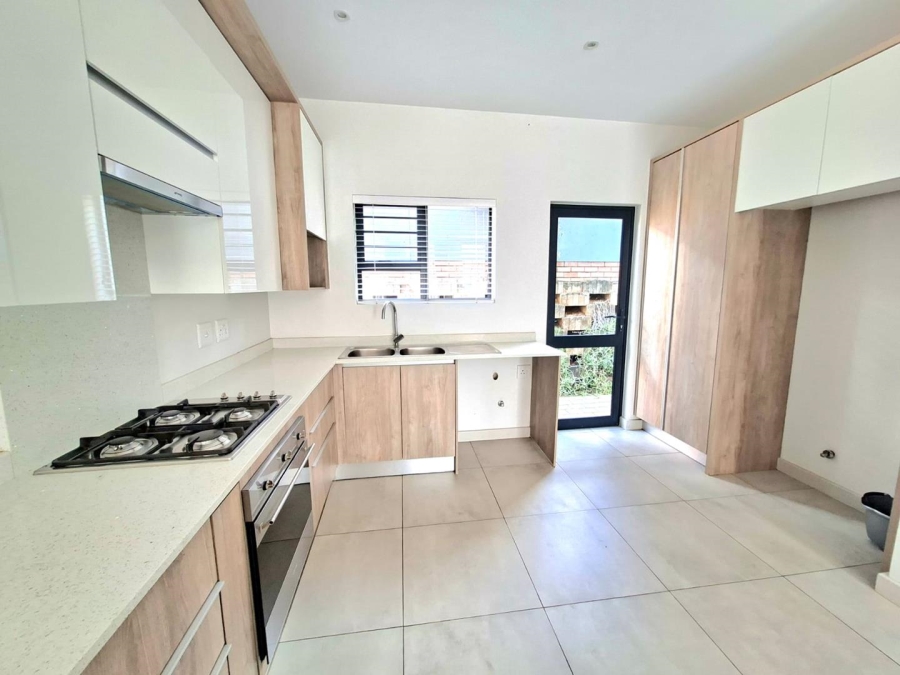To Let 3 Bedroom Property for Rent in Pinehaven Gauteng