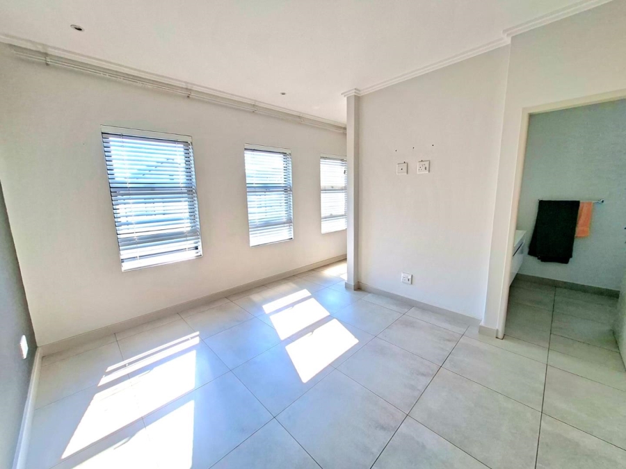 To Let 3 Bedroom Property for Rent in Pinehaven Gauteng