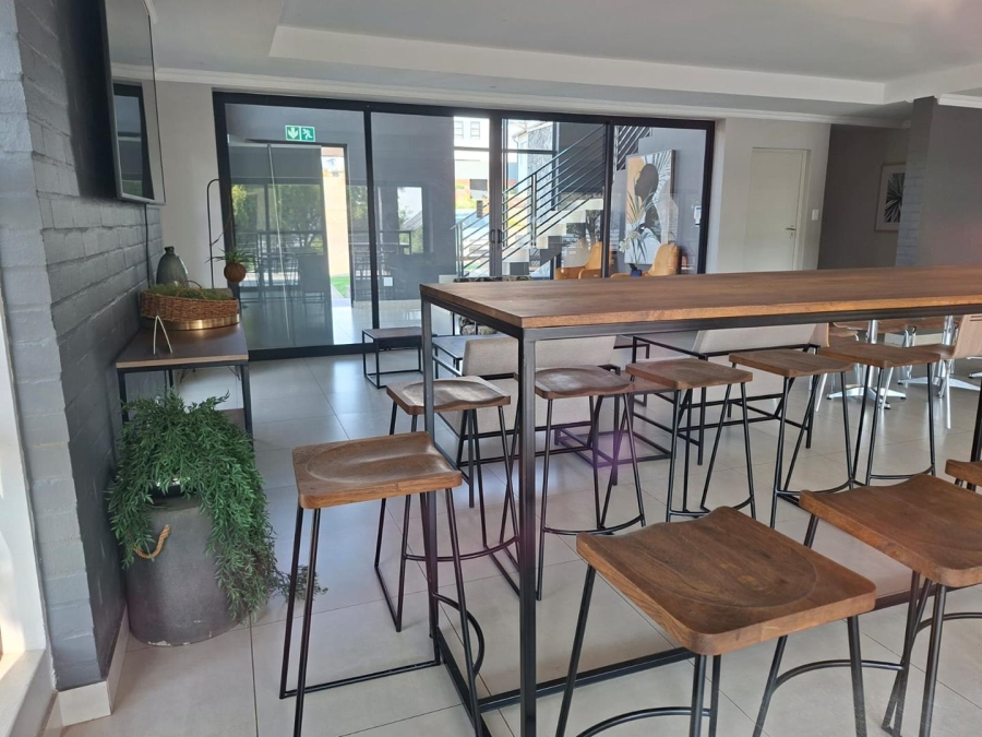 To Let 3 Bedroom Property for Rent in Pinehaven Gauteng