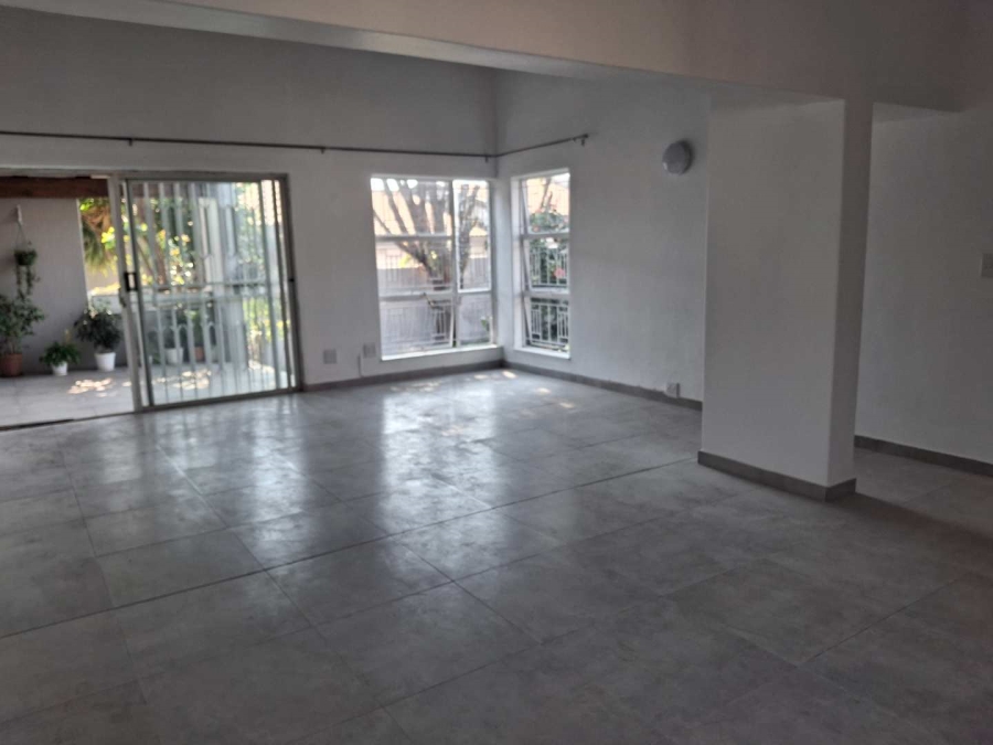 To Let 2 Bedroom Property for Rent in Sandown Gauteng
