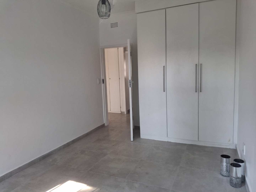 To Let 2 Bedroom Property for Rent in Sandown Gauteng