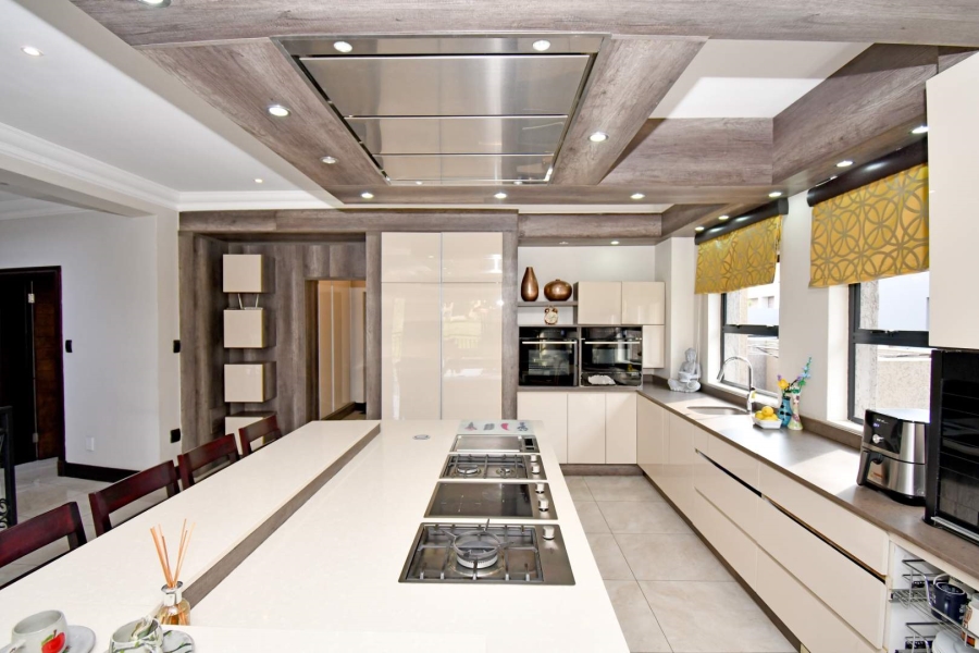 6 Bedroom Property for Sale in Blue Valley Golf Estate Gauteng