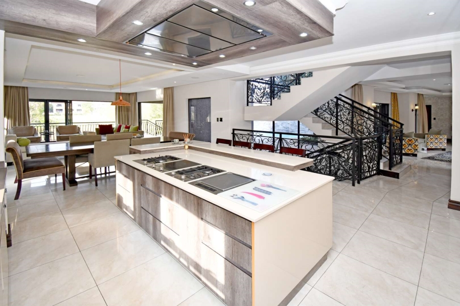 6 Bedroom Property for Sale in Blue Valley Golf Estate Gauteng