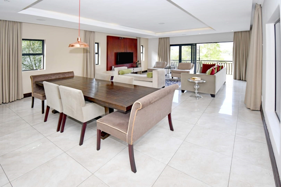 6 Bedroom Property for Sale in Blue Valley Golf Estate Gauteng