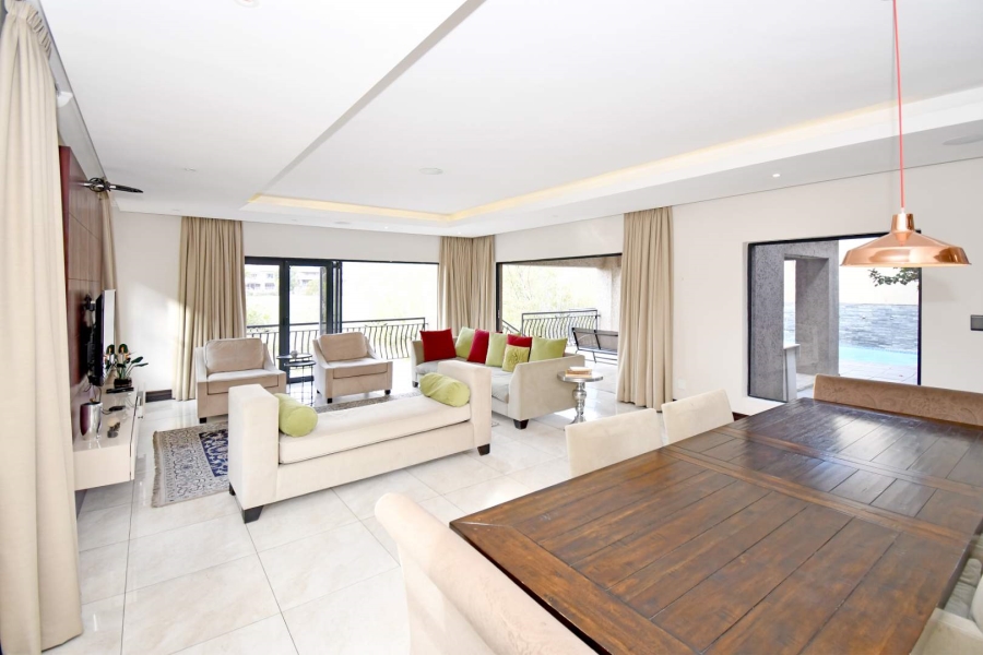 6 Bedroom Property for Sale in Blue Valley Golf Estate Gauteng
