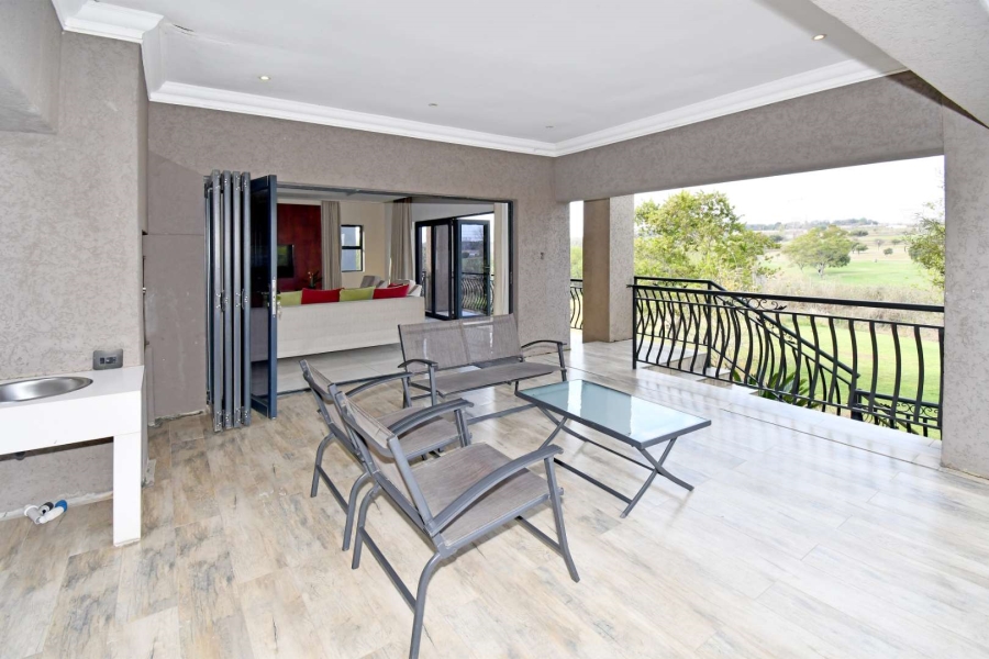 6 Bedroom Property for Sale in Blue Valley Golf Estate Gauteng